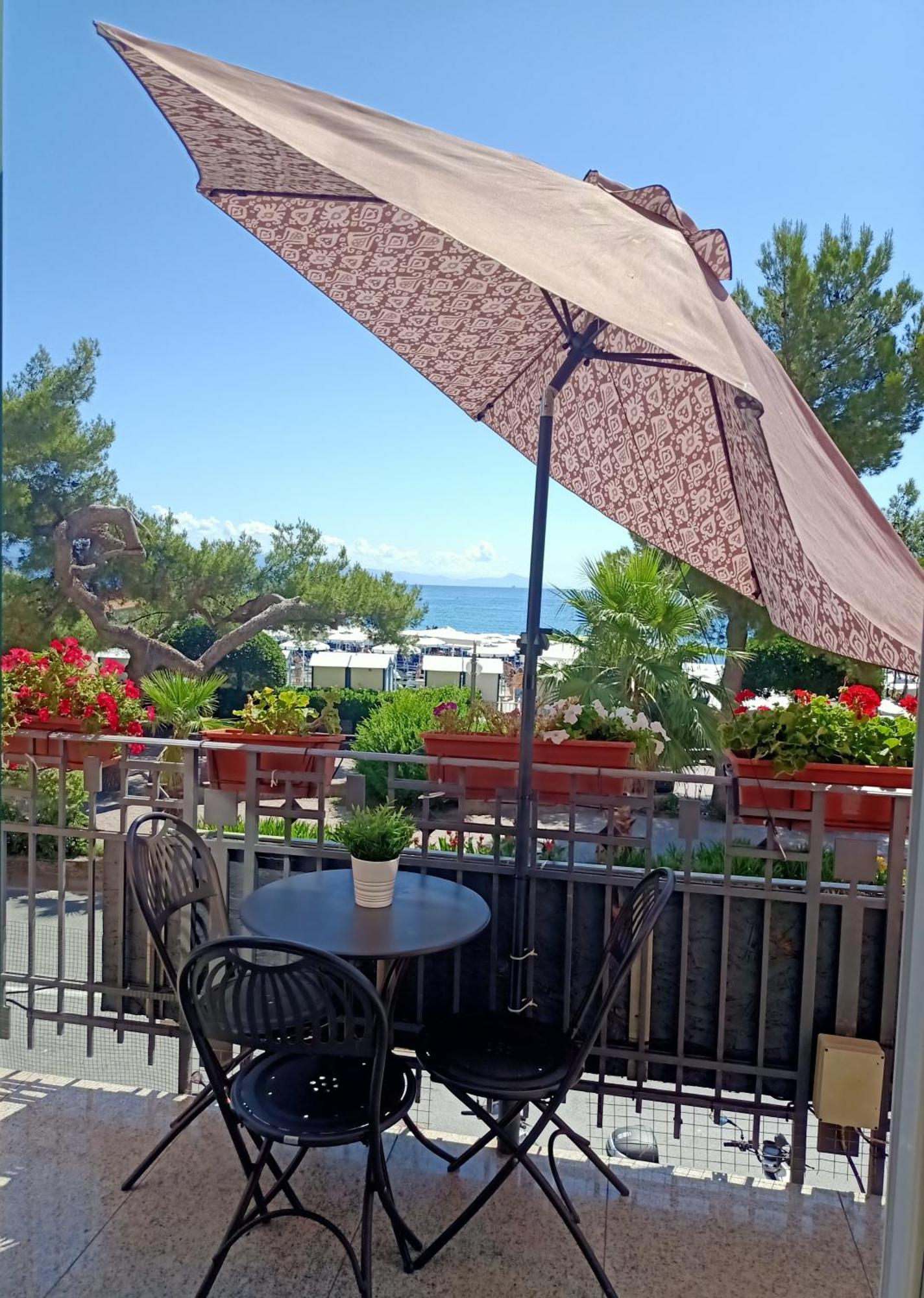 Hotel Serena Arenzano Zewnętrze zdjęcie
